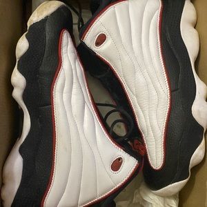 Jordan’s size 9 mens barley used